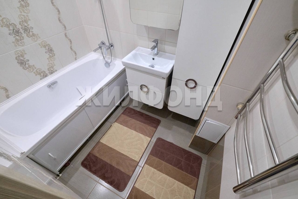 
   Продам 3-комнатную, 101 м², Богдана Хмельницкого пер, 12

. Фото 16.