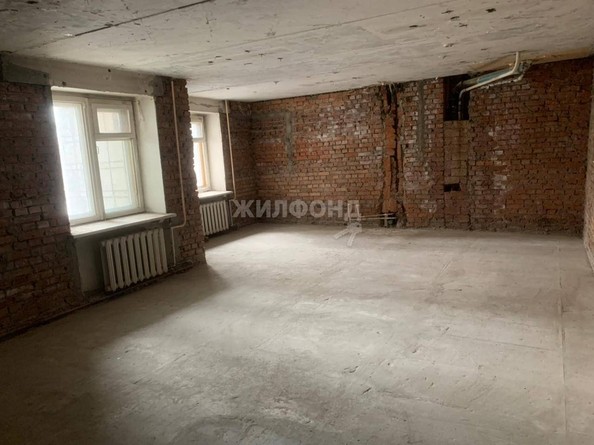 
   Продам 5-комнатную, 135.9 м², Коммунистический пр-кт, 120

. Фото 19.
