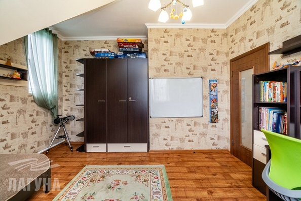 
   Продам дом, 260 м², Томск

. Фото 22.