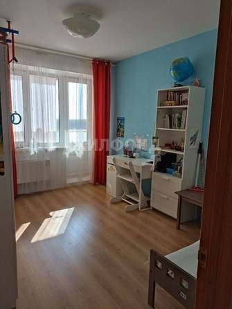 
   Продам 2-комнатную, 52 м², Архитектора Василия Болдырева ул, 4

. Фото 6.