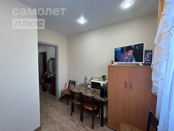 
   Продам 2-комнатную, 54 м², Иркутский тракт, 17

. Фото 5.
