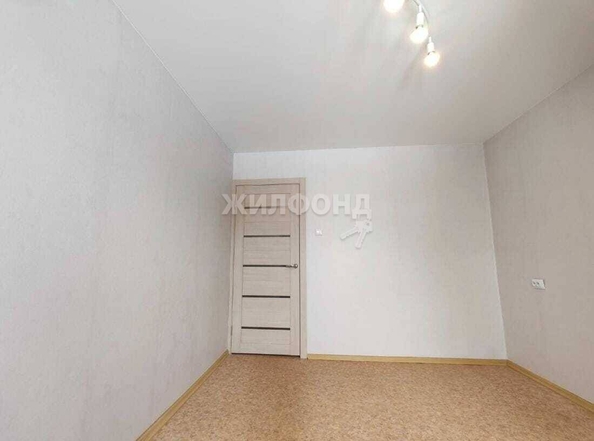 
   Продам 3-комнатную, 65.9 м², Мичурина ул, 2

. Фото 1.