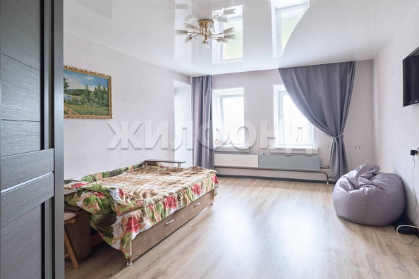 
  Продается 2-комн. квартира, 49 м², Ивана Черных ул, д. 48
. Фото 2.