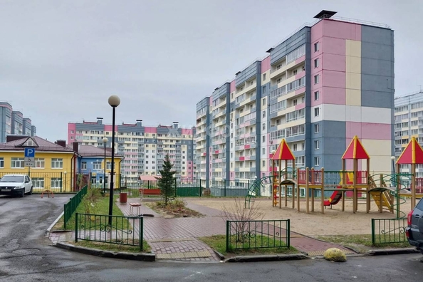 
   Продам 3-комнатную, 79 м², Архитектора Василия Болдырева ул, 5

. Фото 28.