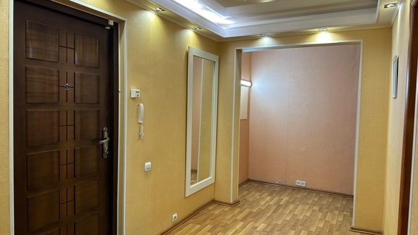 
  Продается 4-комн. квартира, 120 м², Беринга ул, д. 4/1
. Фото 16.