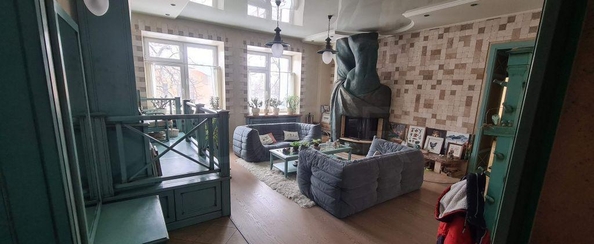 
  Продается 4-комн. квартира, 197 м², Белинского ул, д. 50
. Фото 3.
