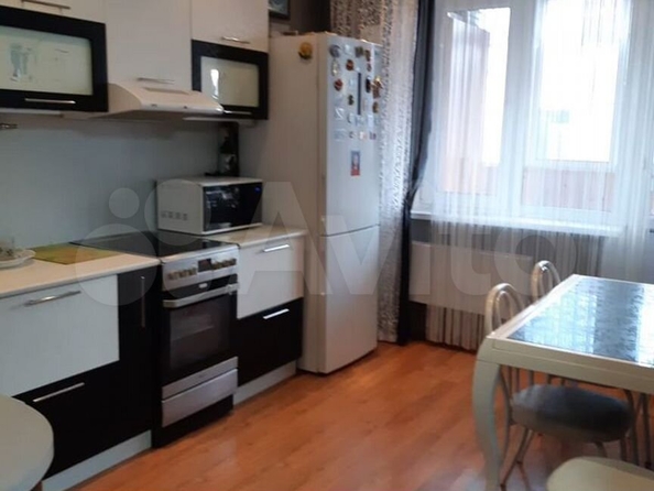 
  Продается 3-комн. квартира, 84.4 м², Герасименко ул, д. 1/17
. Фото 5.