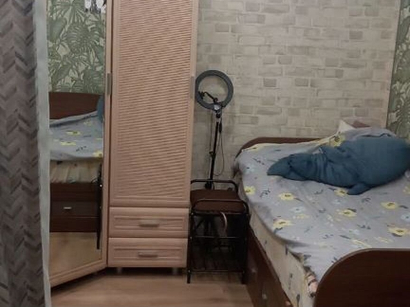 
  Продается 1-комн. квартира, 48.4 м², Калинина ул, д. 135
. Фото 11.