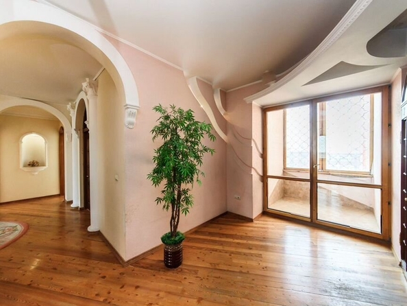 
  Продается 4-комн. квартира, 158.4 м², Никитина ул, д. 19
. Фото 9.