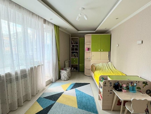 
  Продается 4-комн. квартира, 130 м², Герцена ул, д. 43б
. Фото 8.