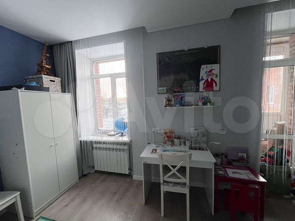 
  Продается 4-комн. квартира, 126.3 м², Горького ул, д. 8
. Фото 13.