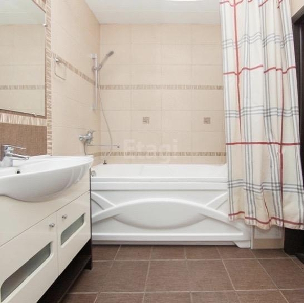 
  Продается 2-комн. квартира, 60 м², Тверская ул, д. 18
. Фото 8.