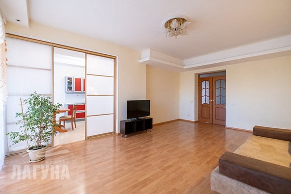 
   Продам 3-комнатную, 91.8 м², Вершинина ул, 38

. Фото 8.