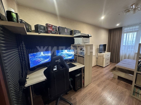 
   Продам 1-комнатную, 44 м², Ленская ул, 31

. Фото 11.