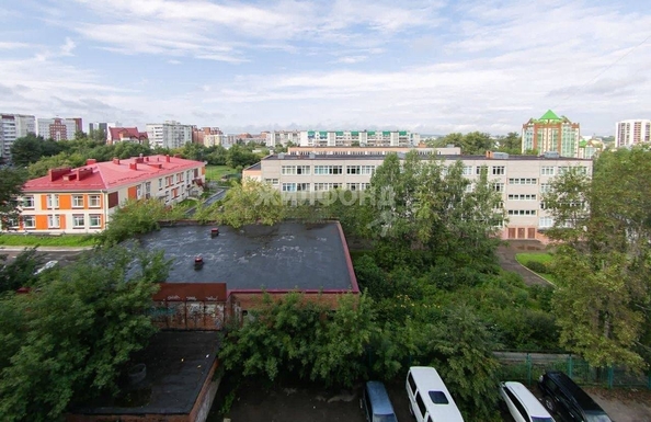 
   Продам 2-комнатную, 64.9 м², Никитина ул, 56

. Фото 24.