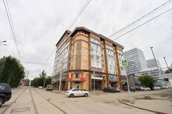 
   Продам 2-комнатную, 63.3 м², Розы Люксембург ул, 79

. Фото 29.