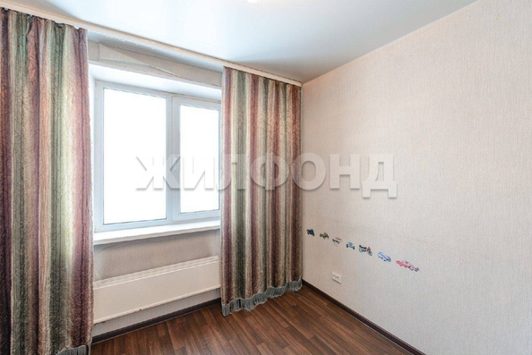 
   Продам 3-комнатную, 68 м², Лебедева ул, 11

. Фото 10.