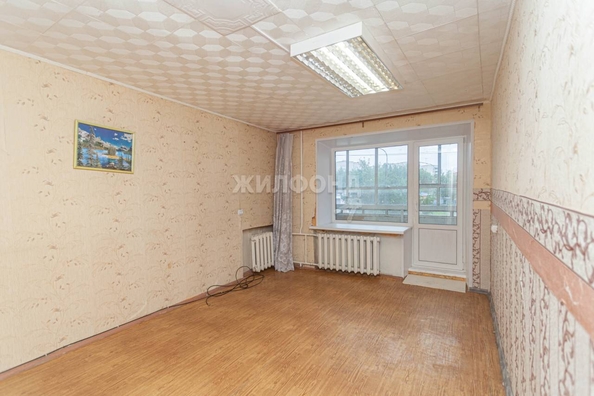 
   Продам 1-комнатную, 34.7 м², Коммунистический пр-кт, 122

. Фото 2.