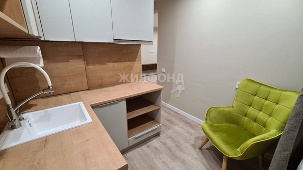 
   Продам 2-комнатную, 45 м², Трамвайная ул, 1

. Фото 10.