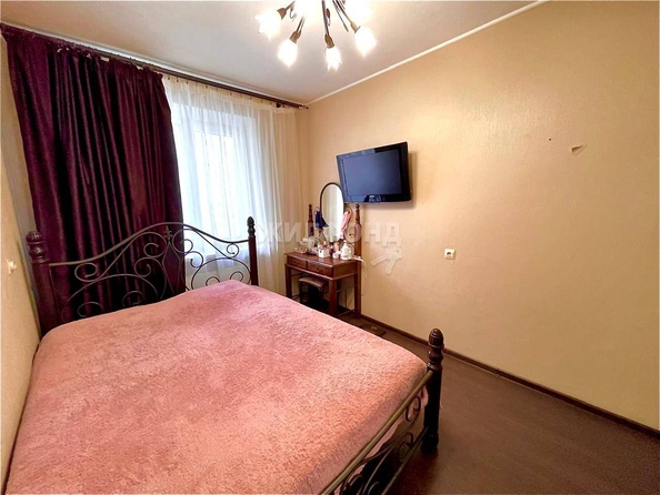 
   Продам 2-комнатную, 64 м², Иркутский тракт, 44

. Фото 6.