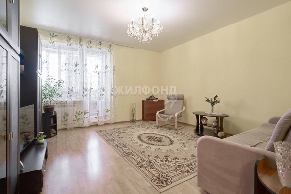 
   Продам 1-комнатную, 51 м², Карла Маркса ул, 34

. Фото 11.