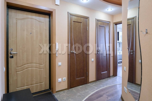 
  Продается 3-комн. квартира, 79.6 м², Сибирская ул, д. 111Б
. Фото 5.