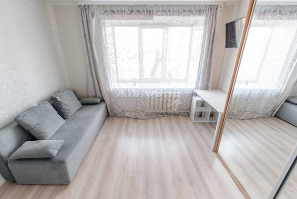 
   Продам студию, 17.7 м², Кольцевой проезд, 33/1

. Фото 1.