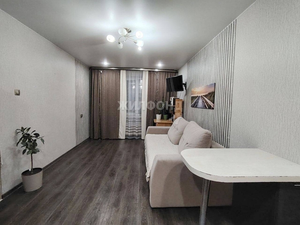 
   Продам 1-комнатную, 37 м², Водопроводная ул, 11

. Фото 2.