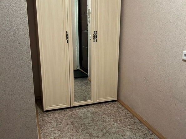 
   Продам 1-комнатную, 36 м², Герасименко ул, 3/8

. Фото 4.