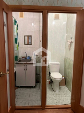 
   Продам 1-комнатную, 43 м², Ленина пл, 15А

. Фото 2.