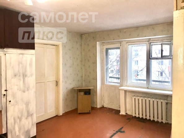 
   Продам 2-комнатную, 40.7 м², Железнодорожная ул, 3

. Фото 2.