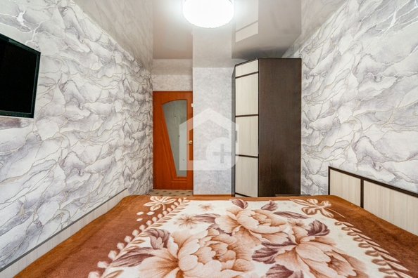 
   Продам 3-комнатную, 56 м², Лазарева ул, 6

. Фото 9.