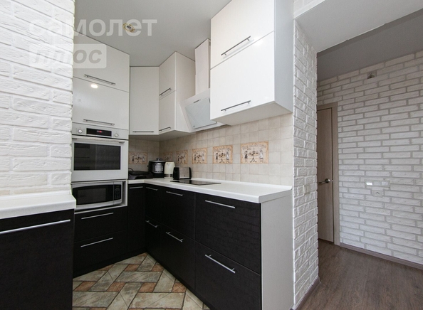 
   Продам 3-комнатную, 59.1 м², Лебедева ул, 18

. Фото 1.