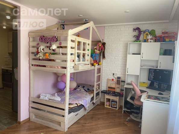 
   Продам 3-комнатную, 56.2 м², Солнечная ул, 12

. Фото 1.