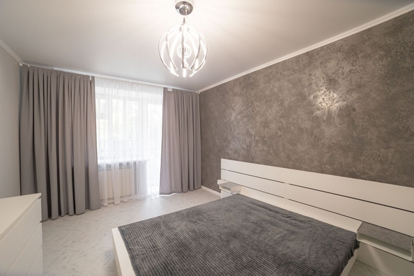 
   Продам 3-комнатную, 70 м², Косарева ул, 29А

. Фото 1.