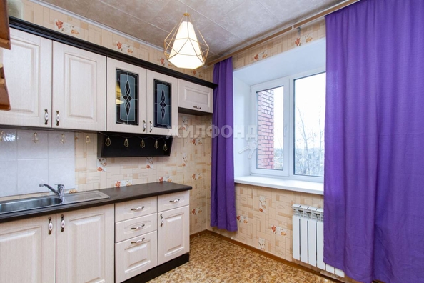 
   Продам 1-комнатную, 32.5 м², 5 Армии ул, 13

. Фото 2.