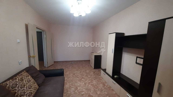 
   Продам 1-комнатную, 34.6 м², Береговая ул, 21

. Фото 2.