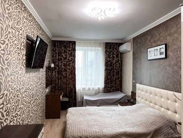 
   Продам 2-комнатную, 62 м², Герасименко ул, 1/8

. Фото 13.