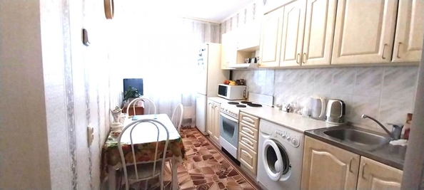 
   Продам 3-комнатную, 65 м², Ивана Черных ул, 24

. Фото 18.