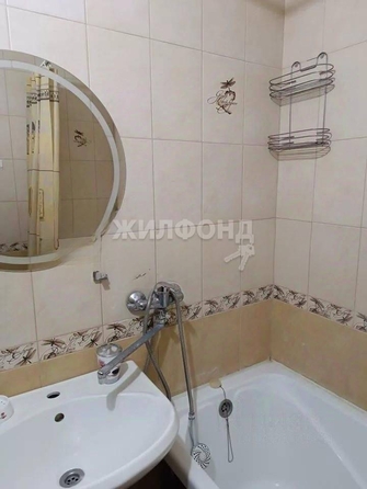 
   Продам 1-комнатную, 32.1 м², Богдана Хмельницкого пер, 12а

. Фото 6.