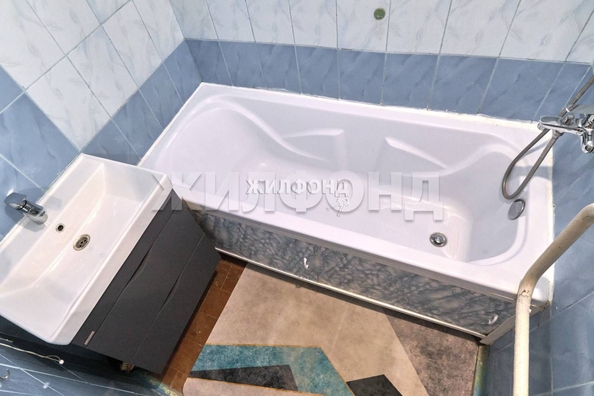 
   Продам 2-комнатную, 39.2 м², Сергея Лазо ул, 4

. Фото 8.