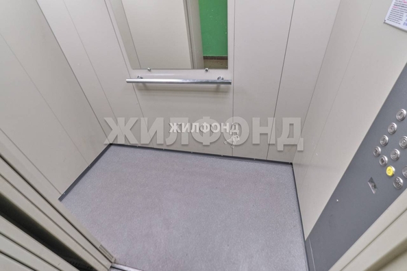 
   Продам 2-комнатную, 39.2 м², Сергея Лазо ул, 4

. Фото 12.
