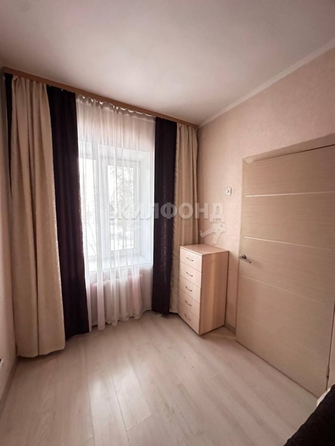 
   Продам 2-комнатную, 42.3 м², Крылова ул, 10а

. Фото 13.