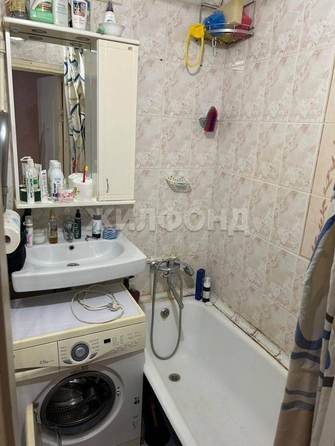 
   Продам 3-комнатную, 51.4 м², Алтайская ул, 105

. Фото 13.