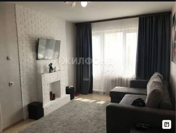 
   Продам 1-комнатную, 36.8 м², Алтайская ул, 97

. Фото 2.