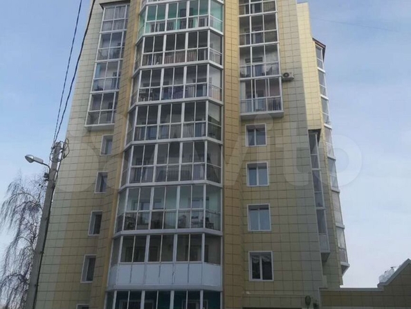 
   Продам 1-комнатную, 52.4 м², Рабочая 1-я ул, 7/1

. Фото 4.