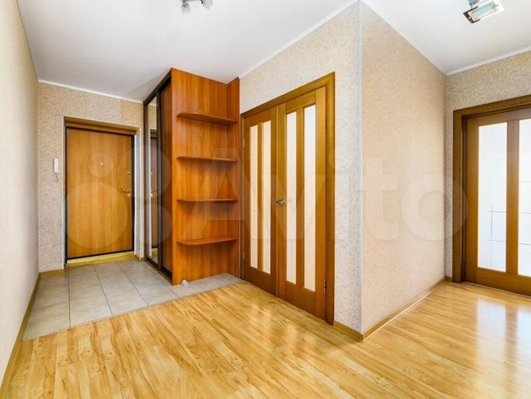 
  Продается 2-комн. квартира, 66.2 м², Сибирская ул, д. 116
. Фото 8.