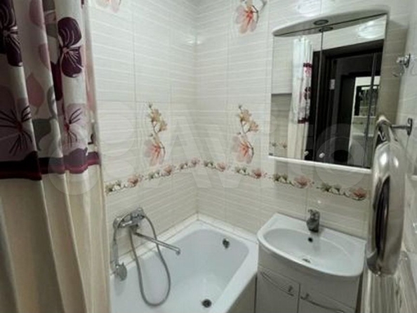 
  Продается 3-комн. квартира, 55.8 м², Репина ул, д. 15
. Фото 5.