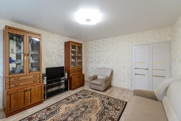 
  Продается 3-комн. квартира, 67 м², Сибирская ул, д. 114
. Фото 3.