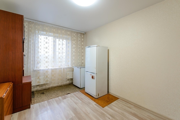 
  Продается 3-комн. квартира, 67 м², Сибирская ул, д. 114
. Фото 4.